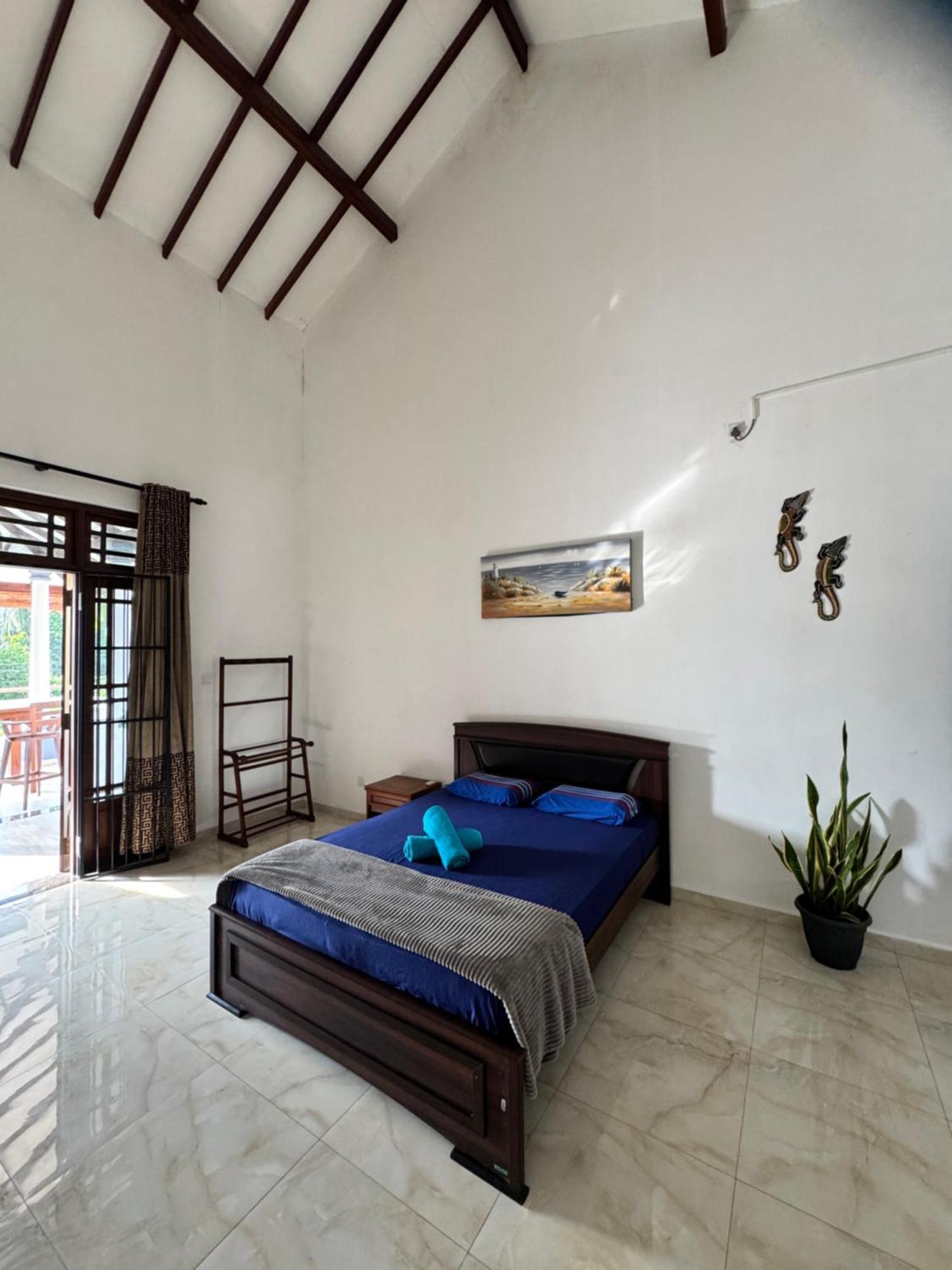 Grand Royal Villa Negombo Exterior photo