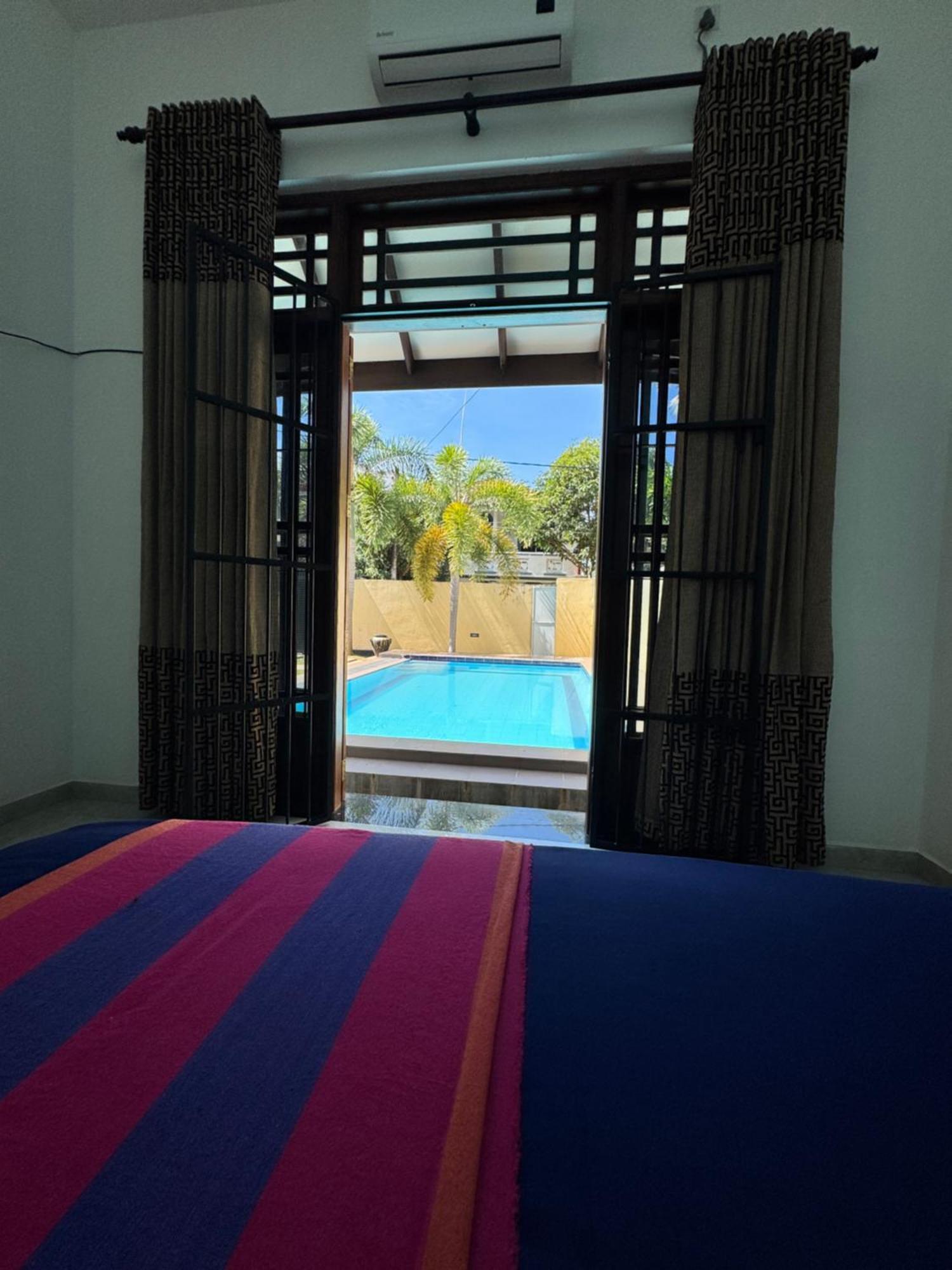 Grand Royal Villa Negombo Exterior photo